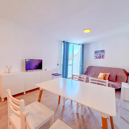 Oceanfront With Sea Views And Seawater Pool, Lg73 Lejlighed