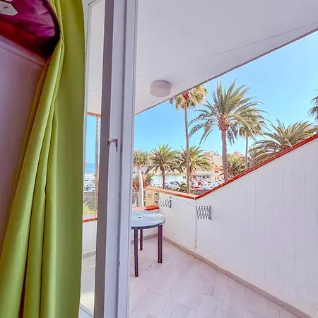 Lejlighed Oceanfront With Sea Views And Seawater Pool, Lg73 *